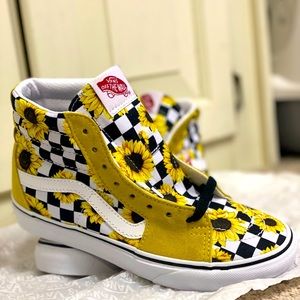 Vans High Top Skater shoe